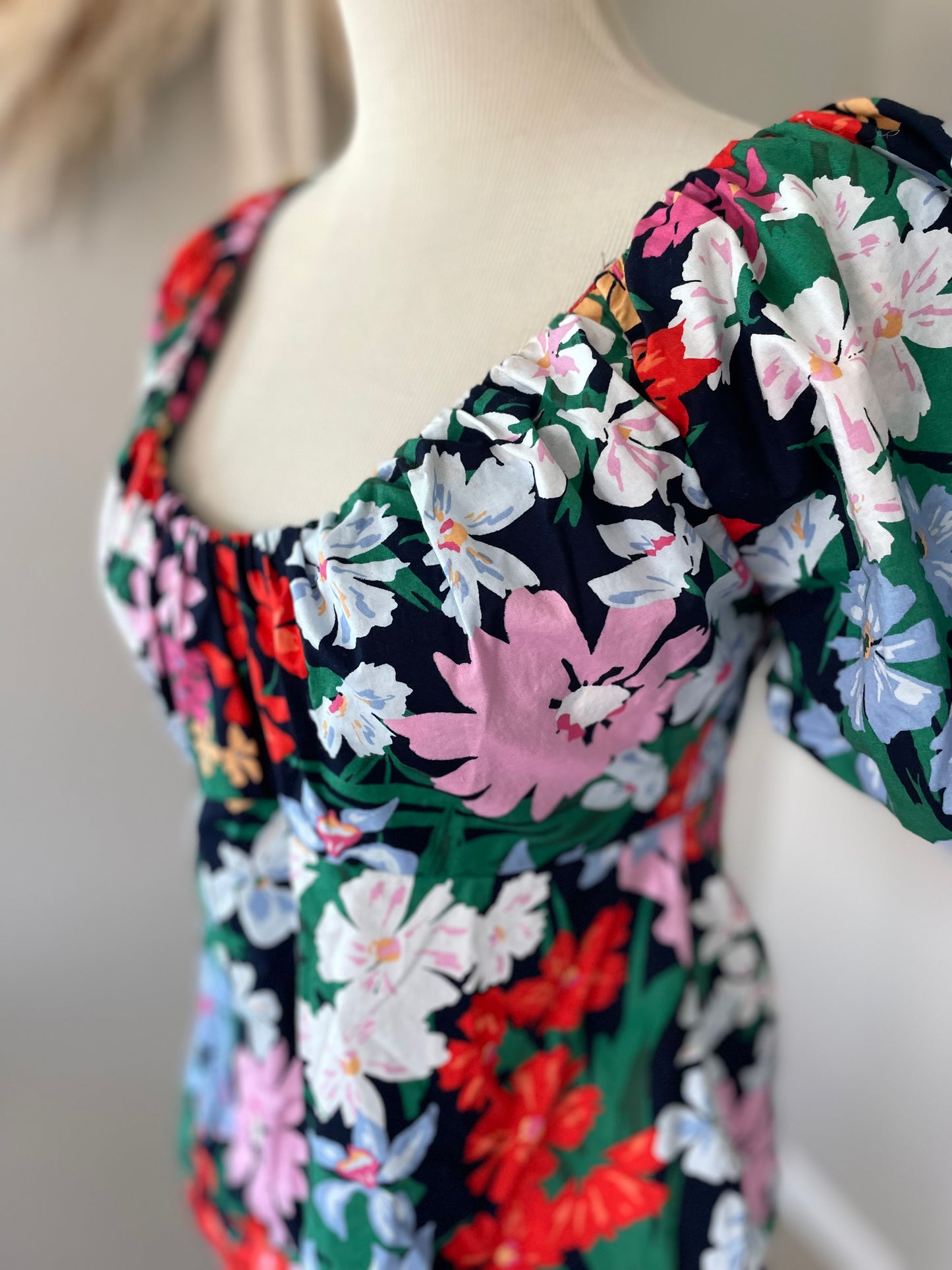 Old Navy Floral Sweetheart Top (S)