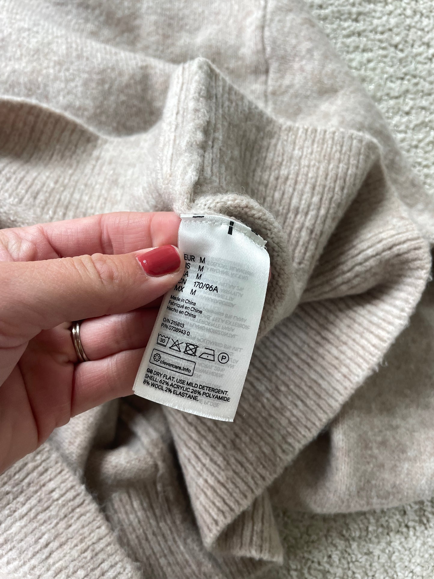 H&M Boxy Turtleneck Sweater (M)