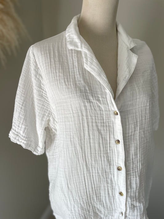 Old Navy Gauze Button Down Top (M)