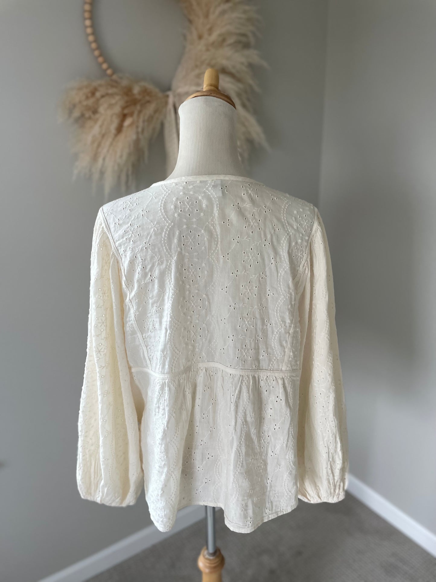 Old Navy Boho Eyelet Blouse (L)