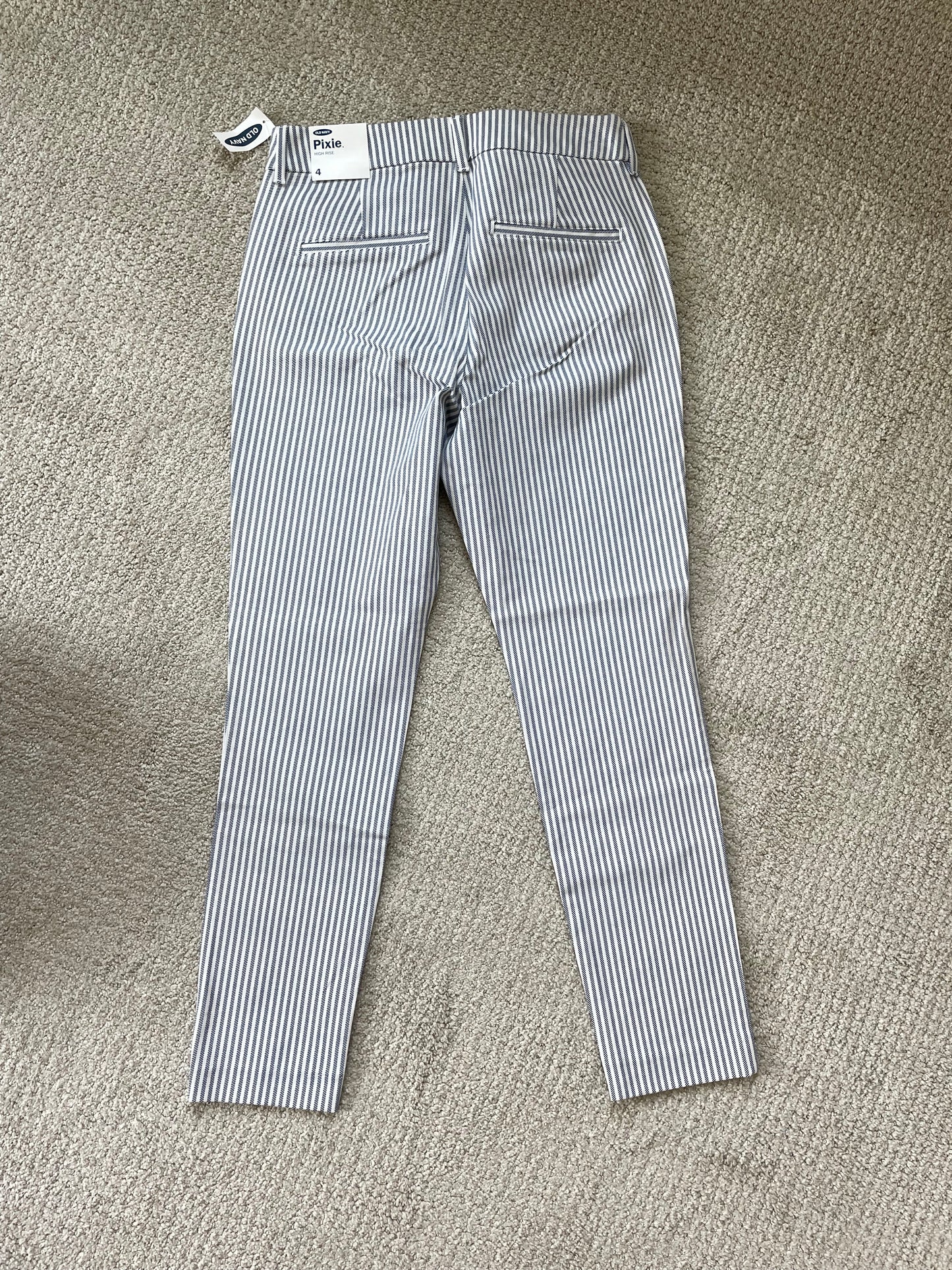 Old Navy Pixie Pants (4)