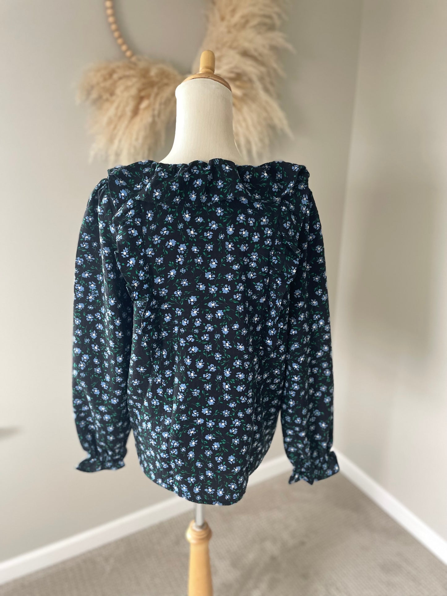 NWT Loft Floral Blouse (S)