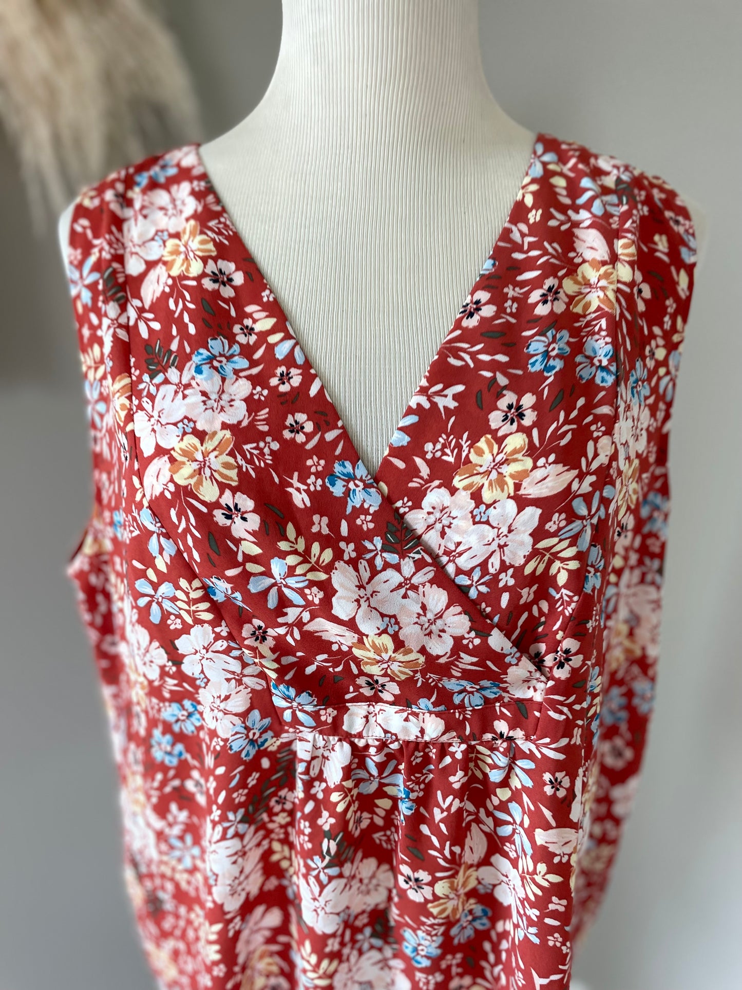 Loft Sleeveless Floral Blouse (XL)