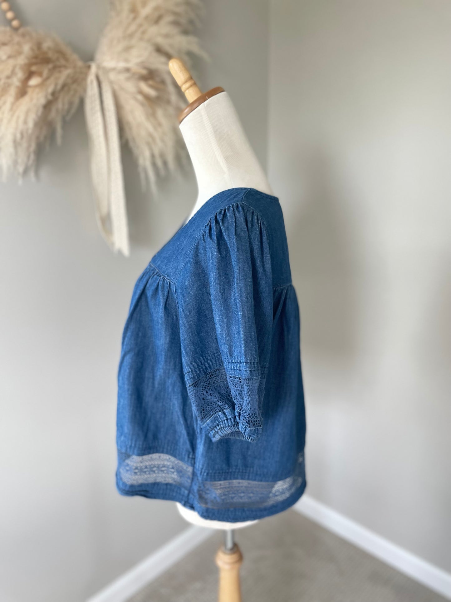 Old Navy Denim Top (M)